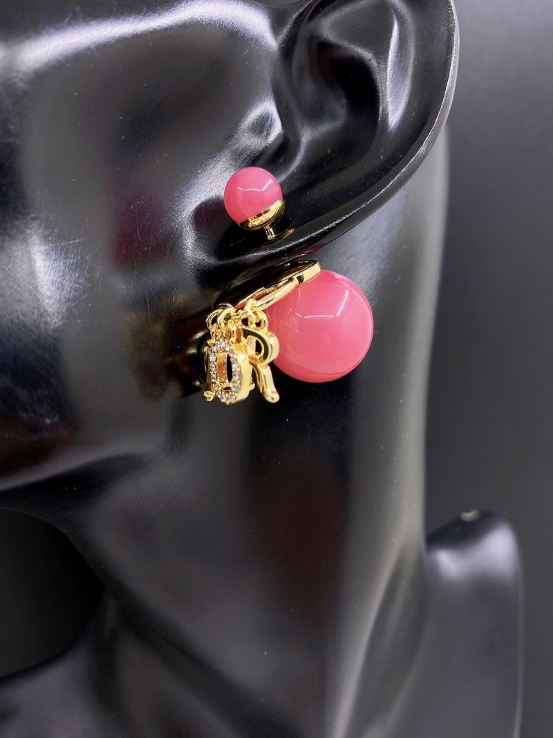 chr1st1an D10r earrings